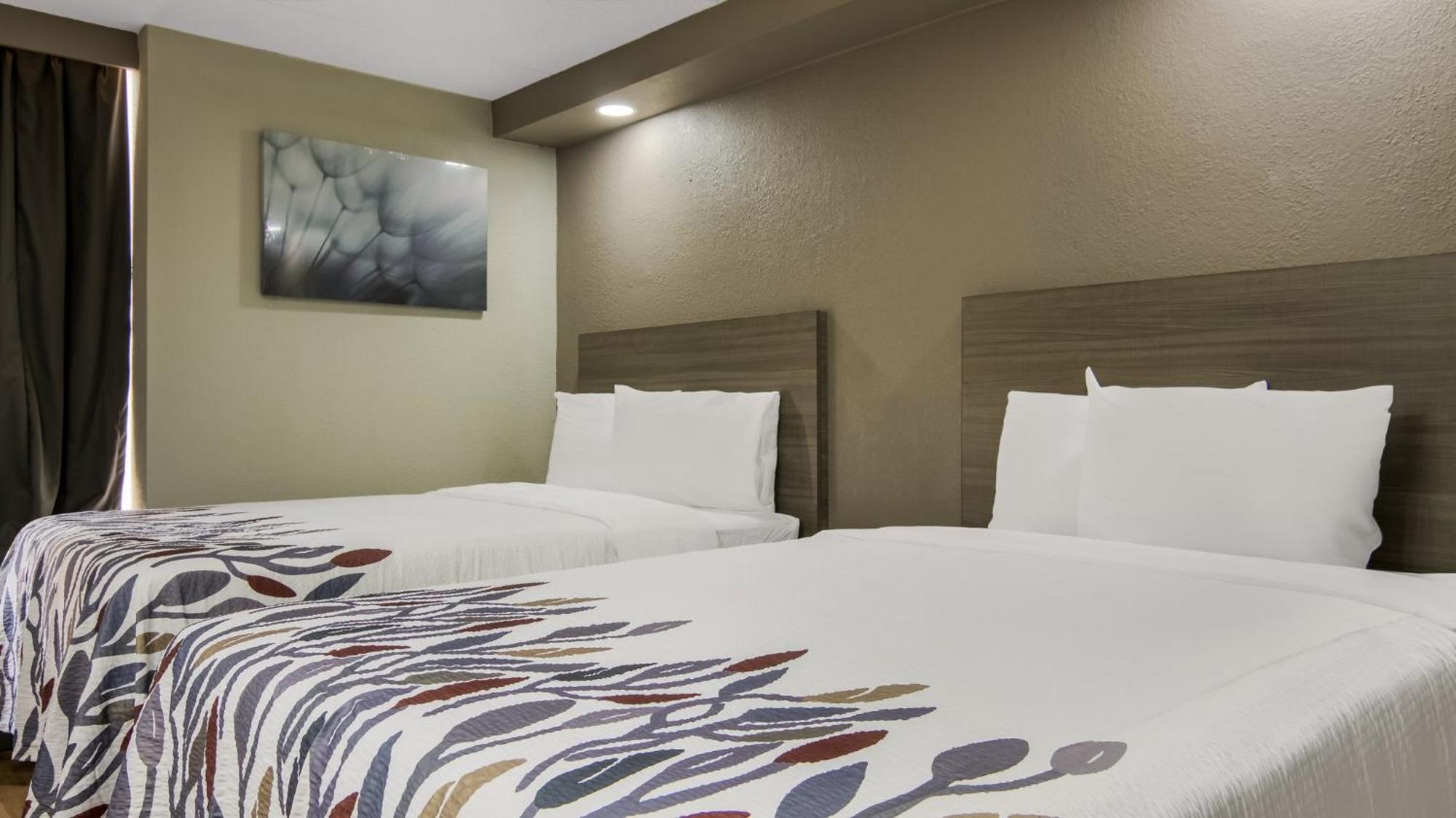 Red Roof Inn And Conference Center Chicago - N Aurora Naperville North Aurora ภายนอก รูปภาพ